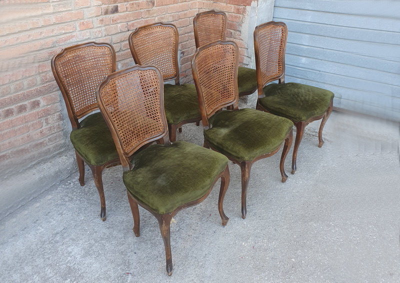 silla comedor madera terciopelo 90x60x40 (22eu) 1u.